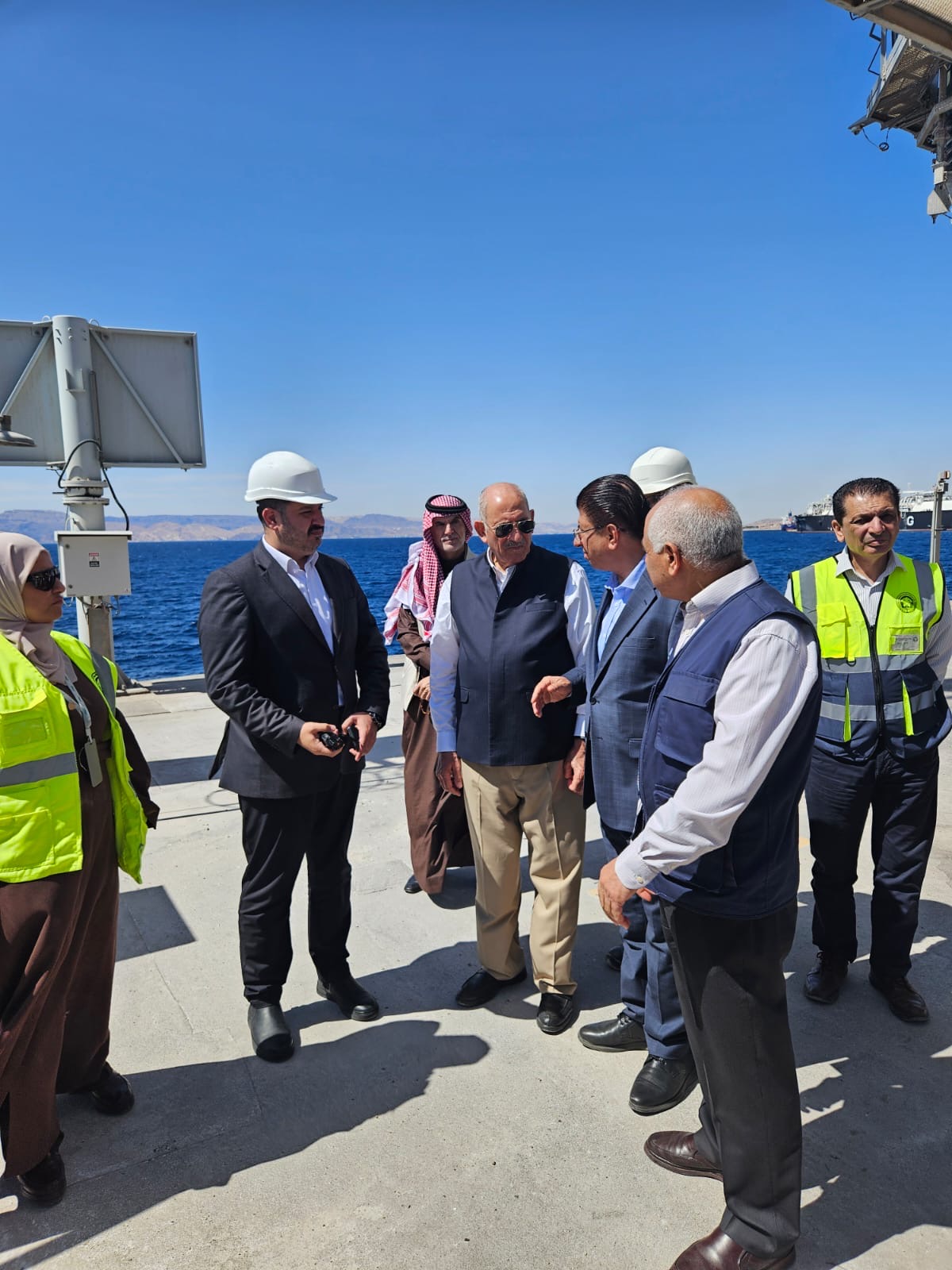 الذنيبات يتفقد ميناء تصدير الفوسفات والمجمع الصناعي في العقبة